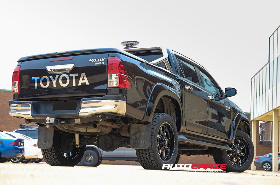 TOYOTA HILUX N80 4WD MACE GLOSS BLACK MILLED ACCENTS